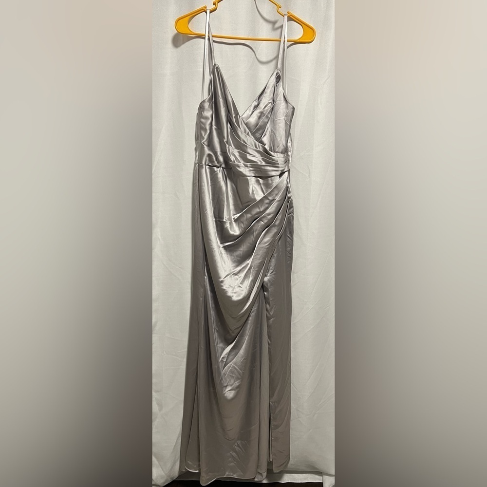 Mac Duggal Silver gown sz 10. 
Get ready for prom or graduation parties!! - Picture 2 of 6